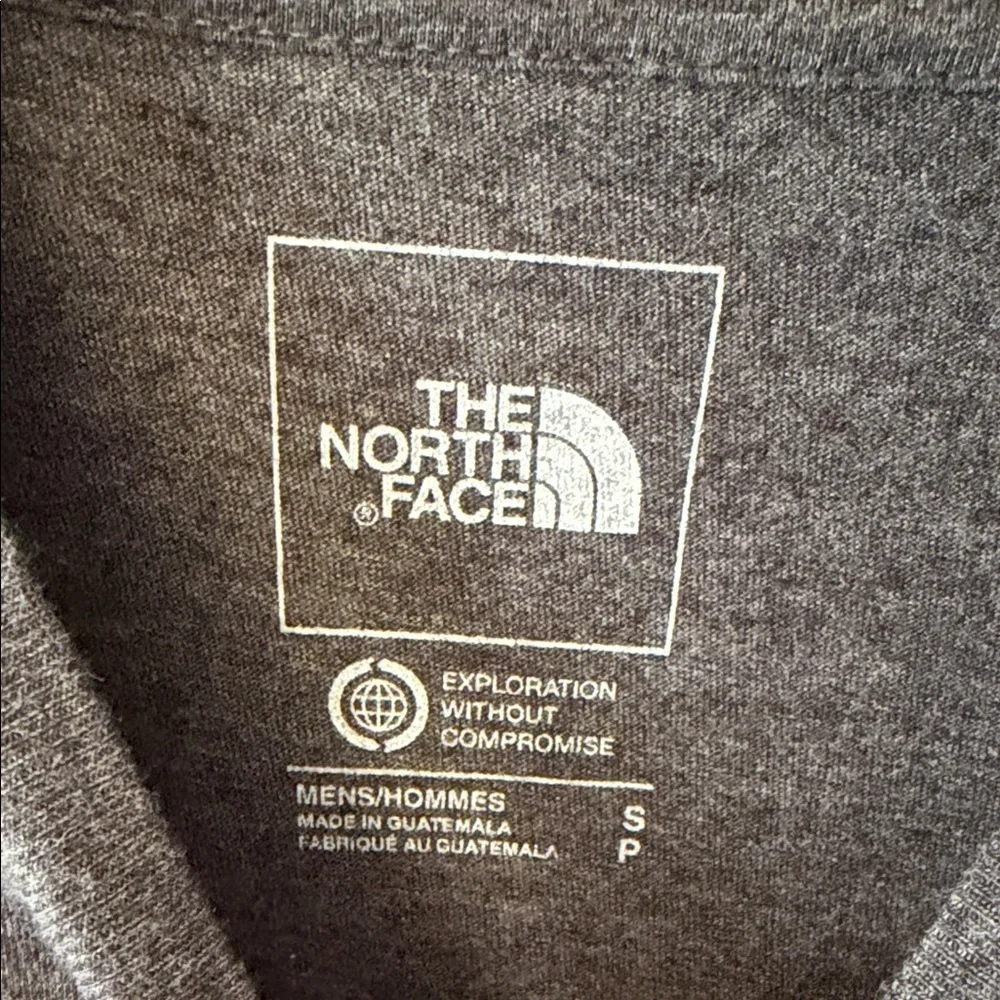 The North Face Mens S Half Dome Tee Charcoal Outdoor Hiking NWT